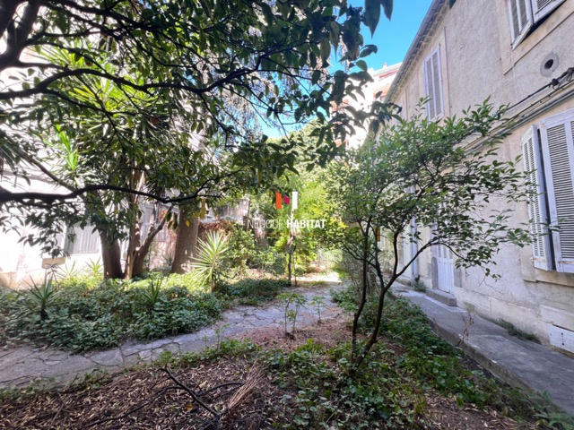 Appartement - 225 m² - 7 pièces