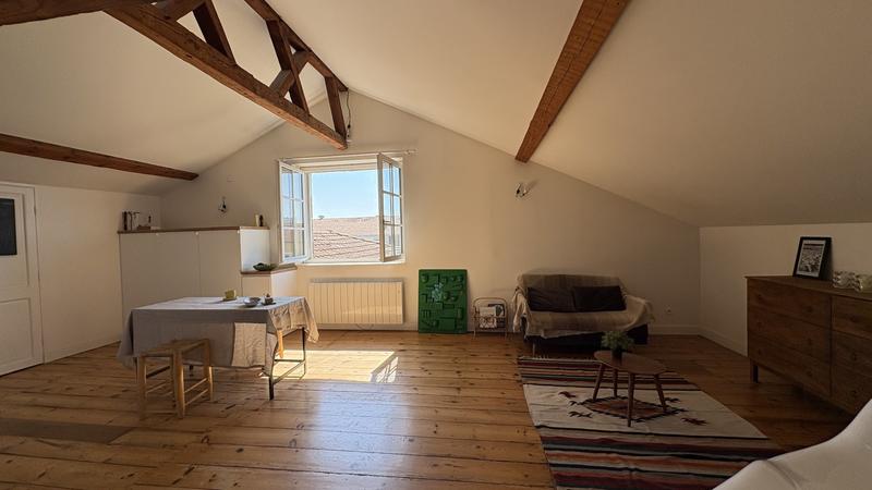 Appartement bourgeois - 76 m² - 3 pièces