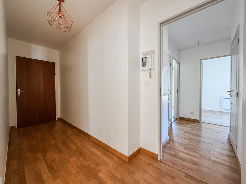 Appartement - 84 m² - 4 pièces