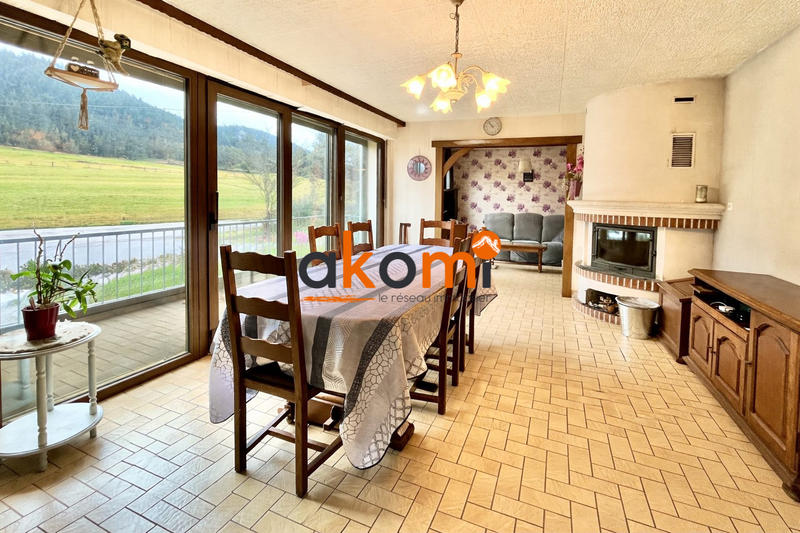 Maison - 98 m² - 5 pièces