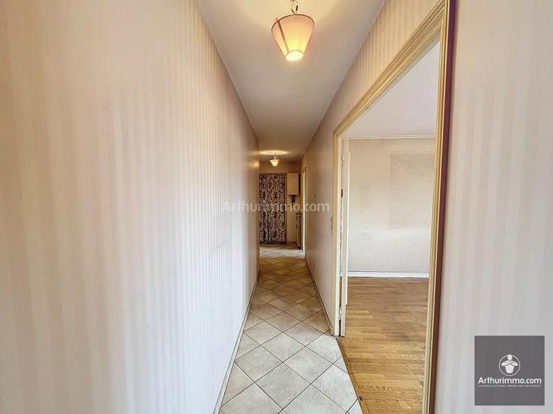 Appartement - 90 m² - 3 pièces