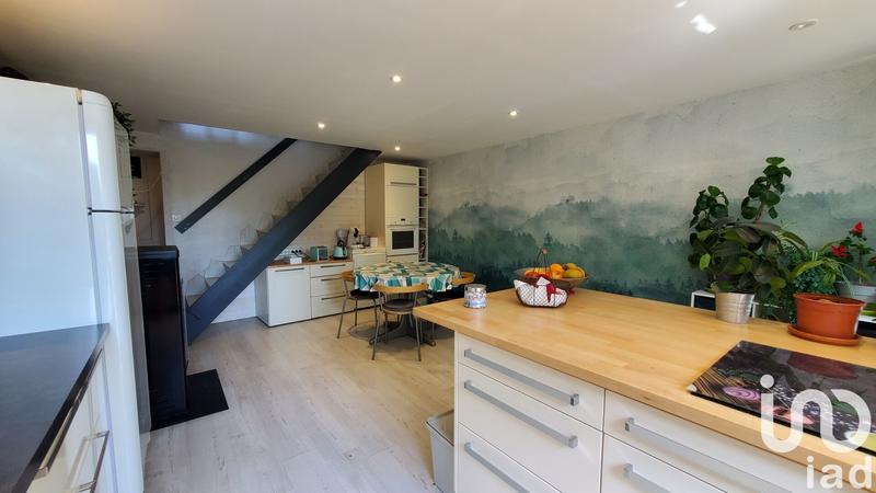 Maison - 179 m² - 5 pièces