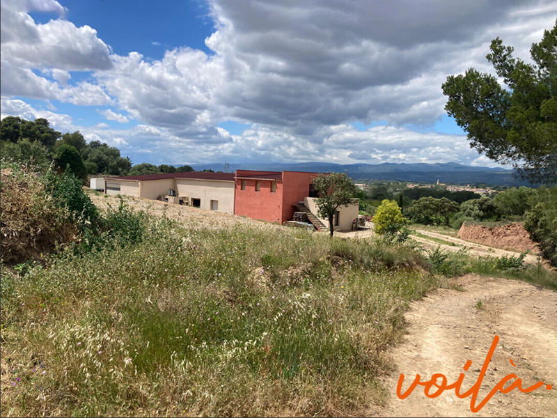 Local d'activité / Entrepôt - 680 m² - 6 pièces