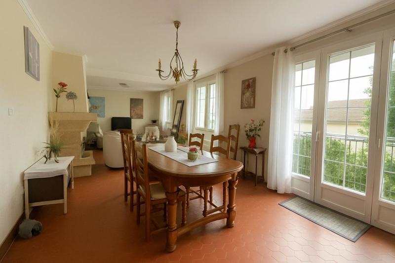 Maison - 130 m² - 6 pièces