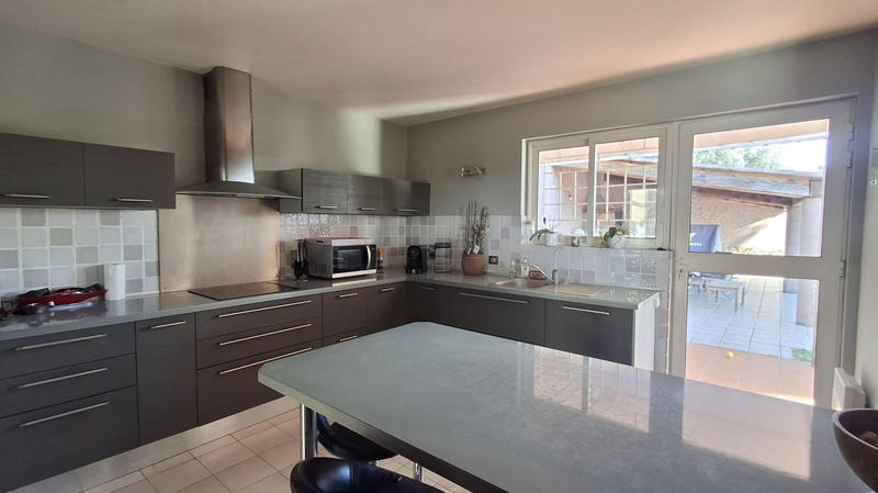 Maison - 175 m² - 6 pièces