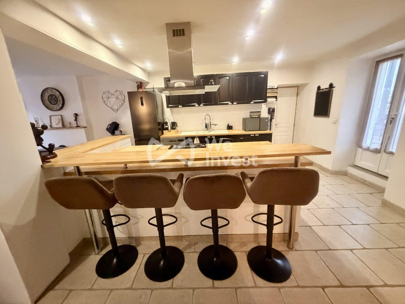 Maison - 159 m² - 7 pièces