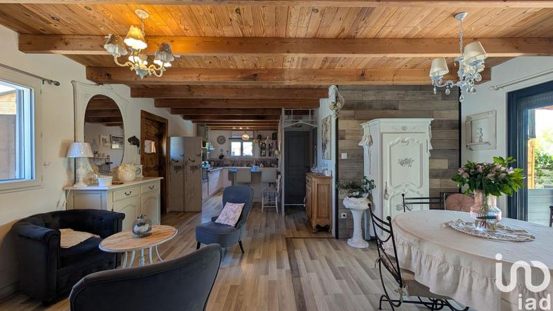 Maison - 200 m² - 7 pièces