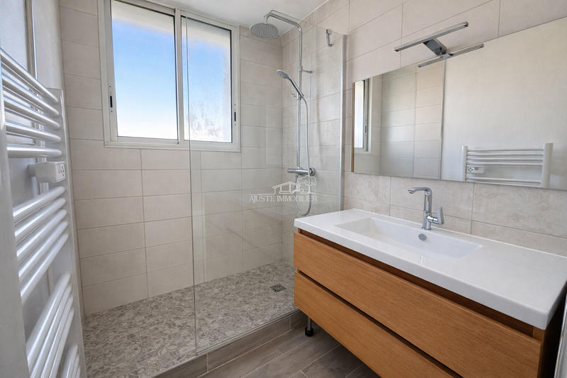 Appartement - 75 m² - 4 pièces