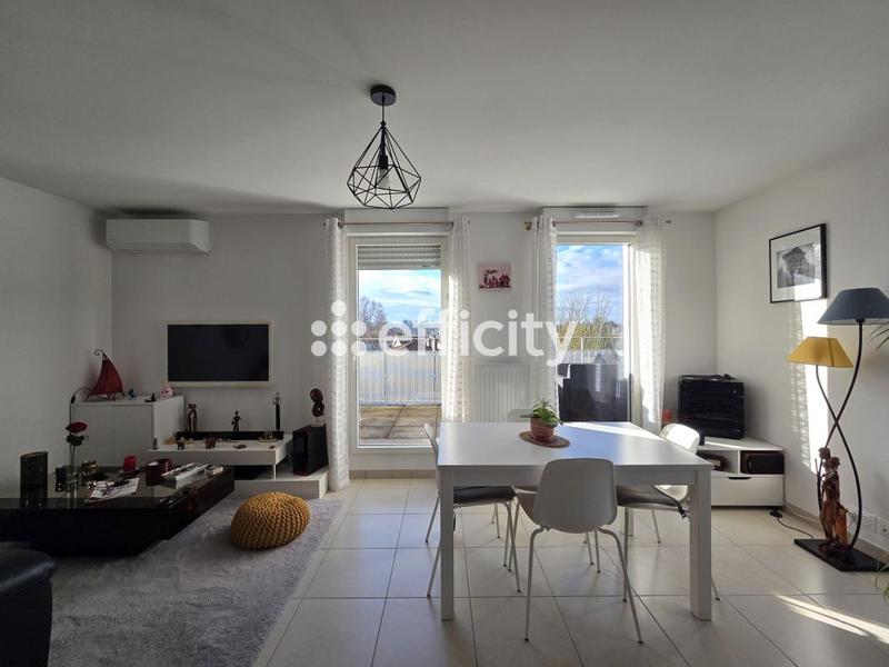 Appartement - 65 m² - 3 pièces