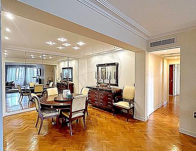 Appartement - 130 m² - 3 pièces