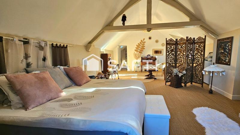 Maison - 227 m² - 8 pièces