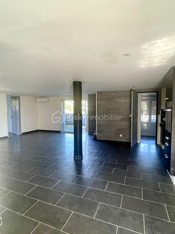 Villa - 99 m² - 4 pièces