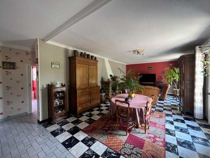 Maison - 123 m² - 5 pièces
