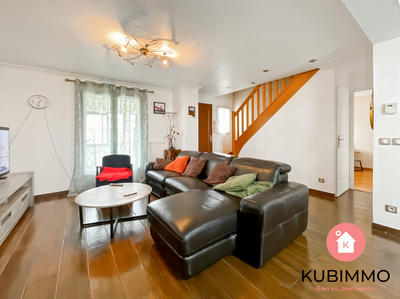 Maison - 105 m² - 6 pièces