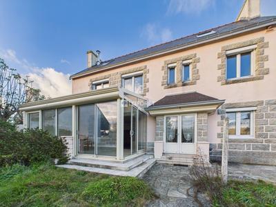 Maison - 152 m² - 5 pièces