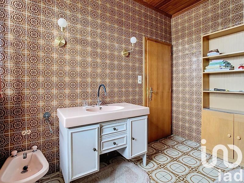 Maison - 357 m² - 8 pièces