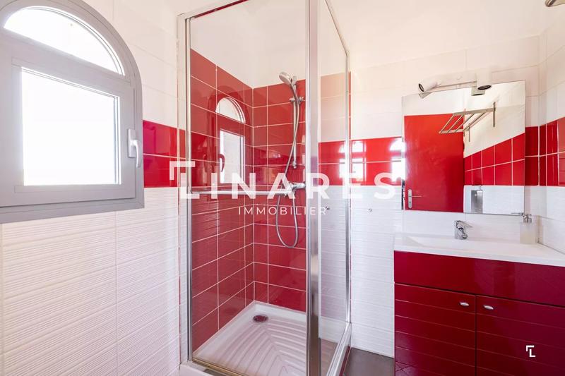 Villa - 140 m² - 7 pièces