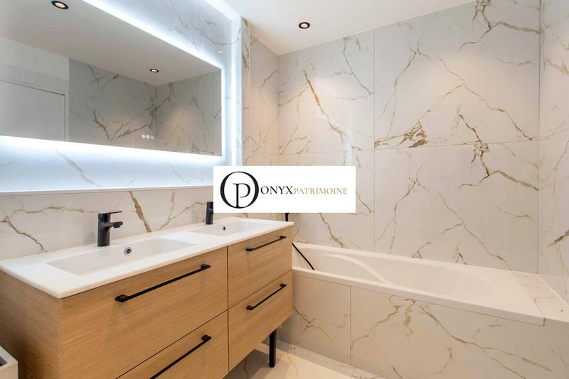 Appartement - 95 m² - 4 pièces