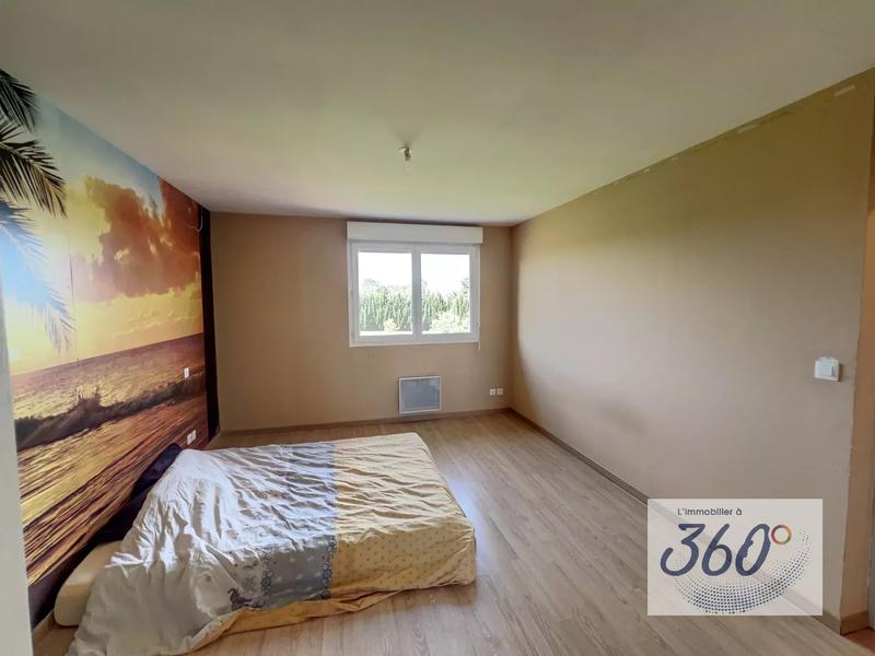 Maison - 159 m² - 7 pièces