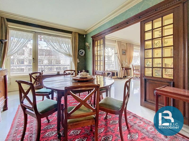 Appartement - 145 m² - 5 pièces