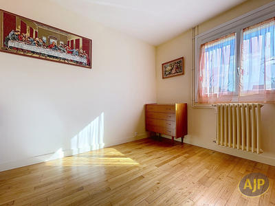 Maison - 68 m² - 5 pièces