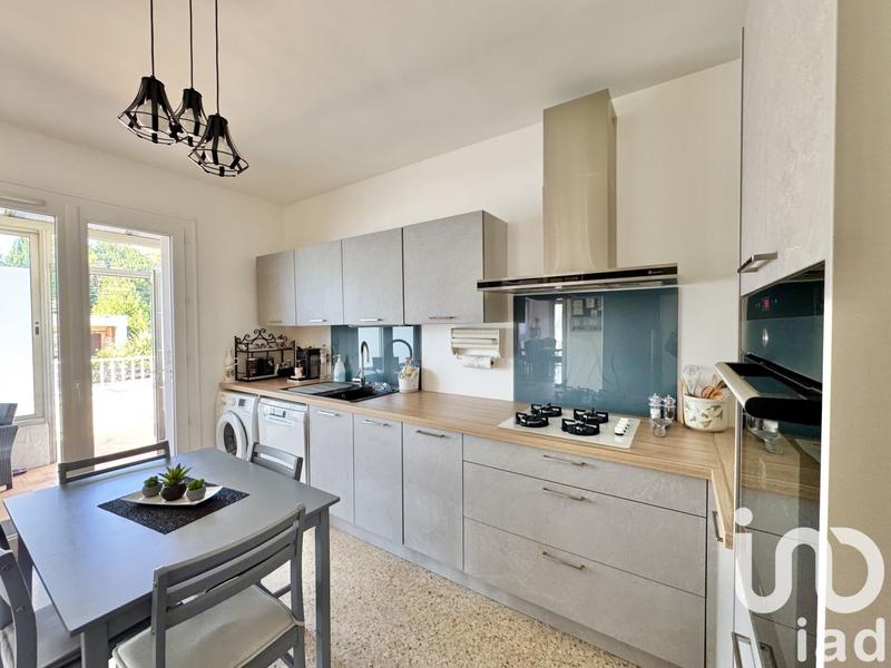 Maison - 216 m² - 7 pièces