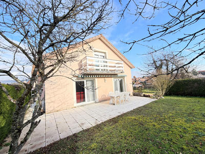 Maison - 121 m² - 6 pièces