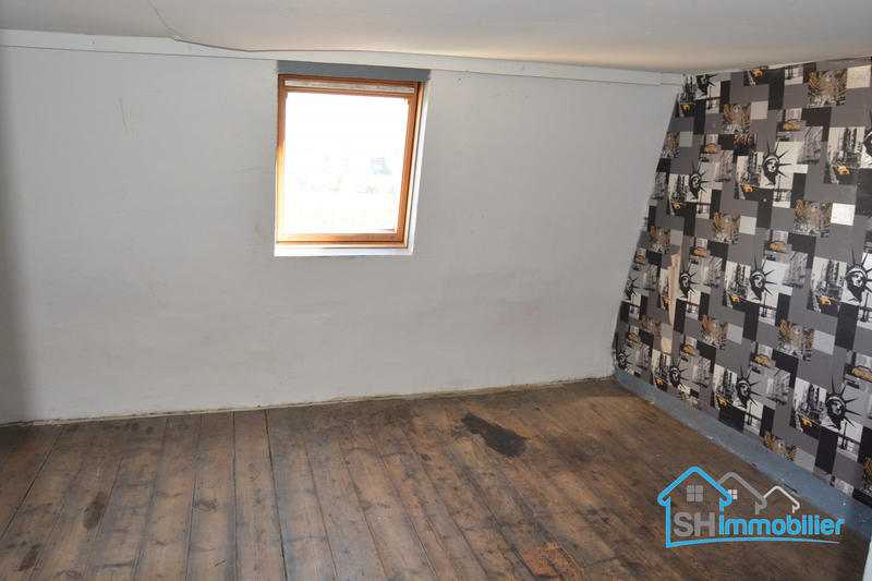 Maison traditionnelle - 80 m² - 6 pièces