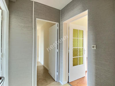 Appartement - 75 m² - 3 pièces