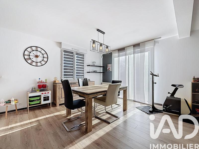 Maison - 106 m² - 5 pièces