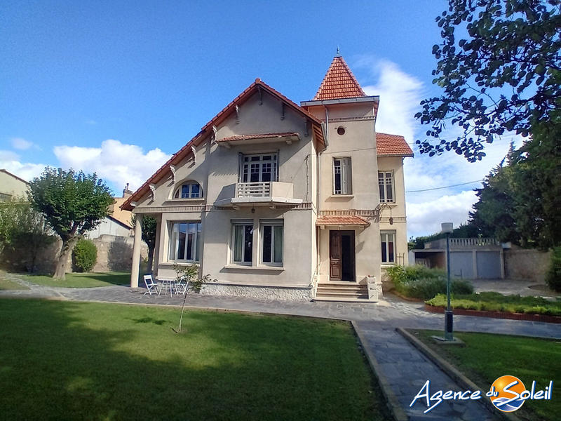 Maison - 185 m² - 7 pièces