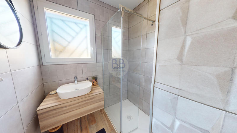 Villa - 90 m² - 4 pièces