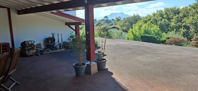 Maison - 188 m² - 6 pièces