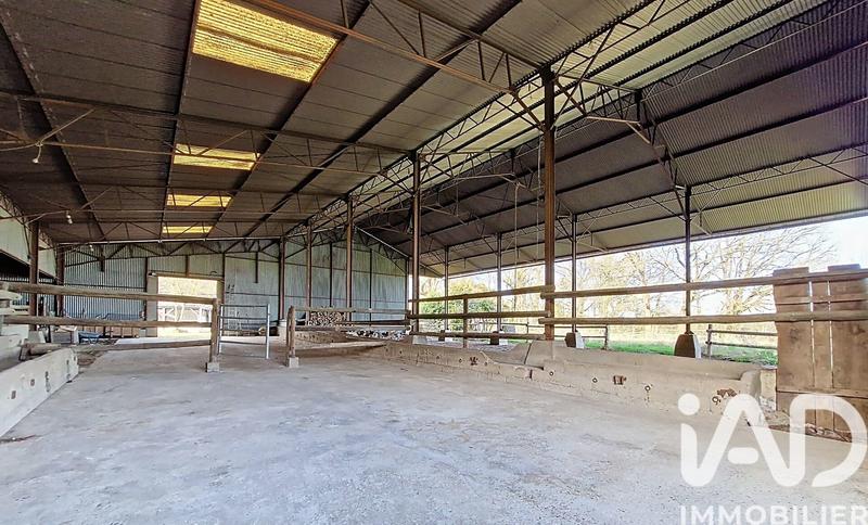 Maison - 370 m² - 14 pièces