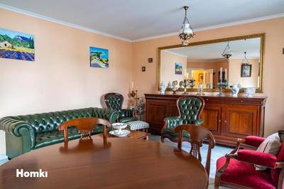 Appartement - 82 m² - 3 pièces