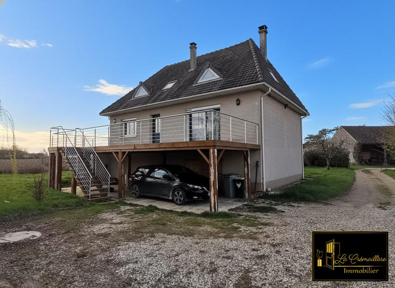 Maison traditionnelle - 127 m² - 7 pièces