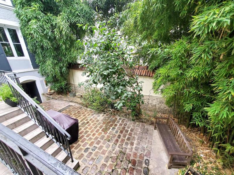 Maison de ville - 201 m² - 7 pièces