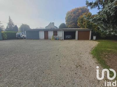 Maison - 241 m² - 8 pièces