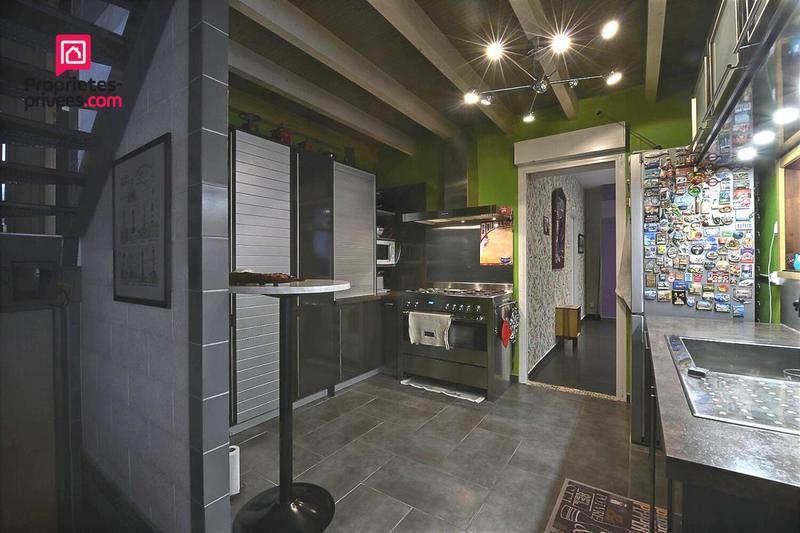 Maison - 171 m² - 7 pièces