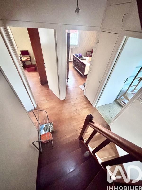 Maison - 74 m² - 5 pièces