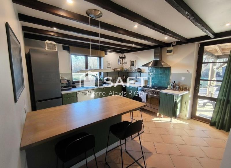 Maison - 185 m² - 6 pièces