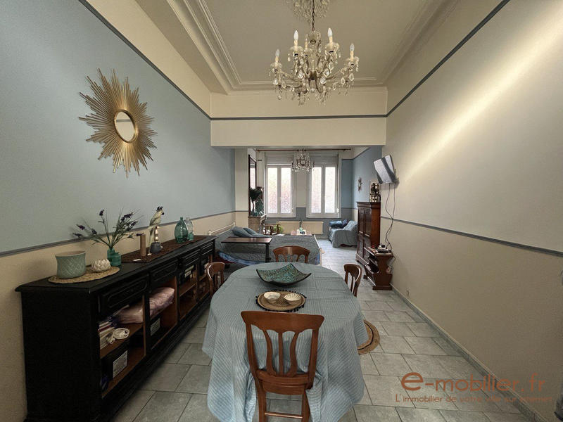 Maison ancienne - 180 m² - 10 pièces