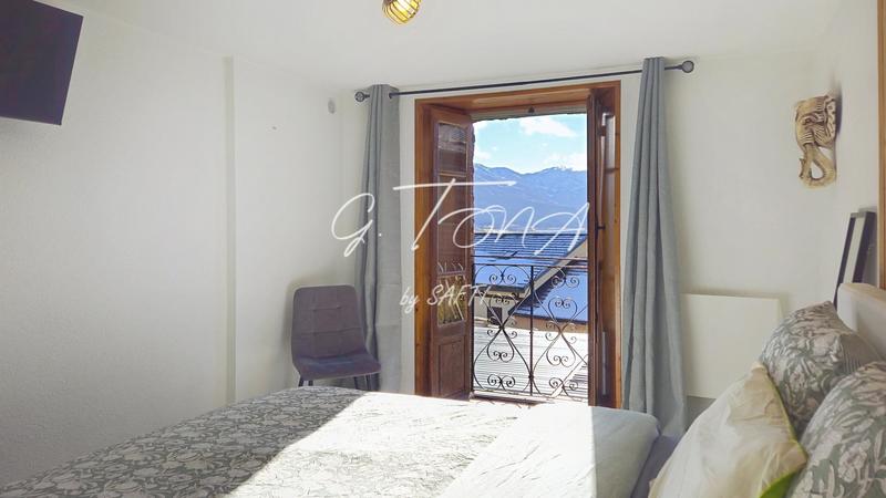 Appartement - 176 m² - 6 pièces