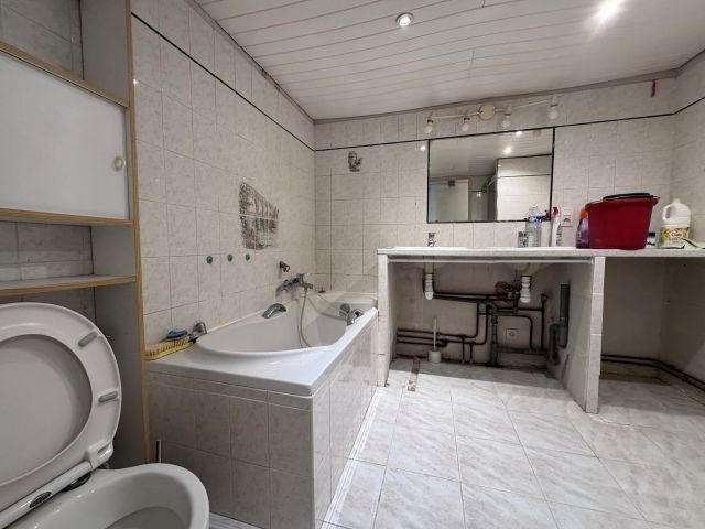 Maison - 127 m² - 7 pièces