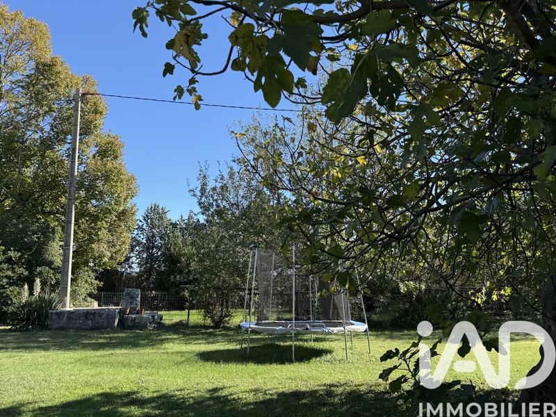 Maison - 250 m² - 8 pièces