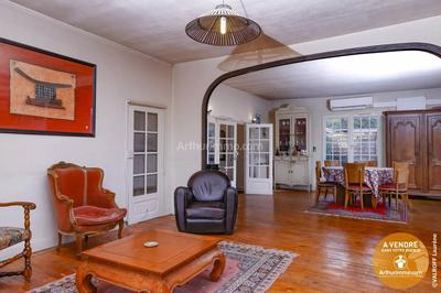 Appartement - 130 m² - 5 pièces