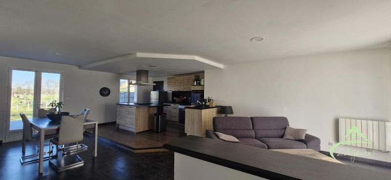 Maison - 93 m² - 3 pièces