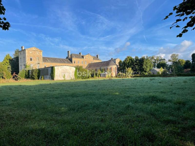 Immeuble - 2 595 m² - 24 pièces