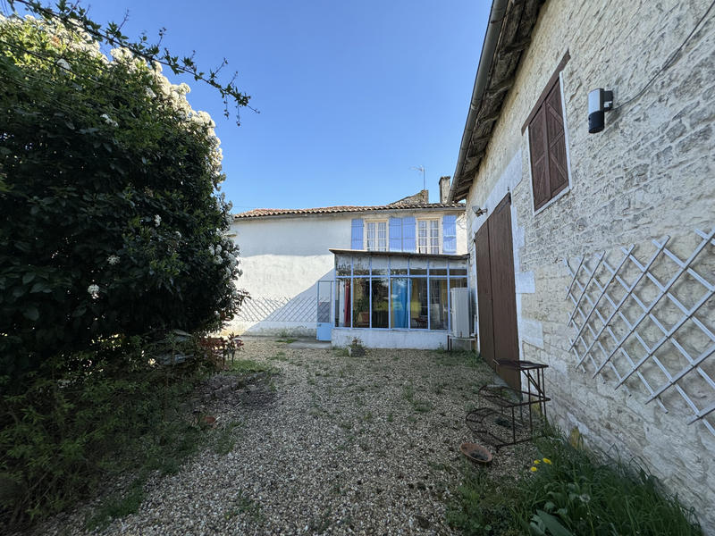 Maison - 133 m² - 6 pièces
