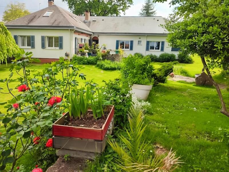 Maison - 321 m² - 9 pièces